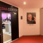 狙い撃ちで殺された女性ジャーナリストの叫び『手に魂を込め、歩いてみれば』